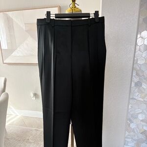 NWT Theory Deep Green Sleek Twill Crop Trousers